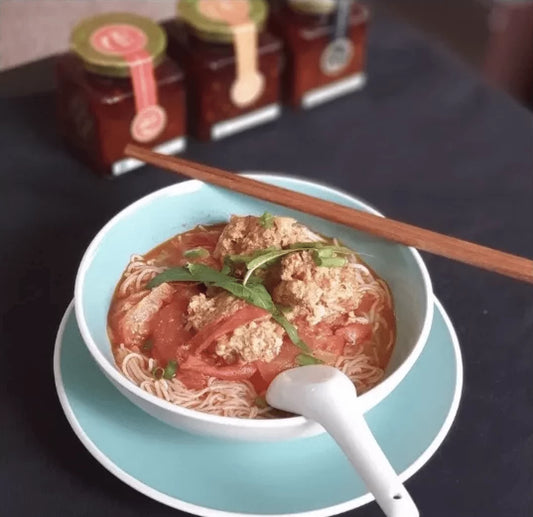 Sunghue Spicy Pork, Tomato & Crab Noodle Soup